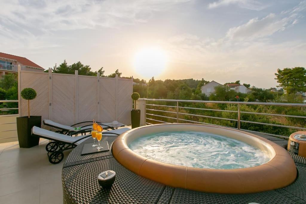 Villa Kora - Luxury Holiday Apartments Lumbarda Extérieur photo
